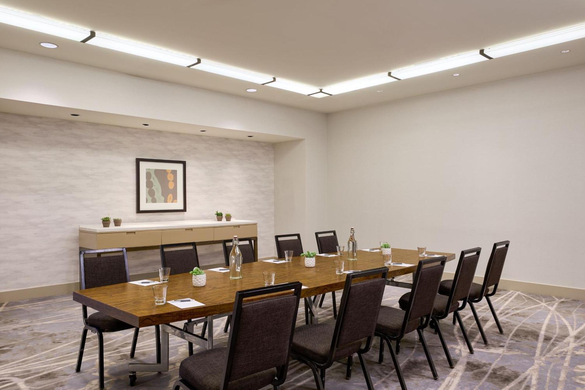 The Westin Angeles Airport 4*